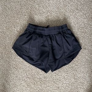 Lululemon Short 2.5”